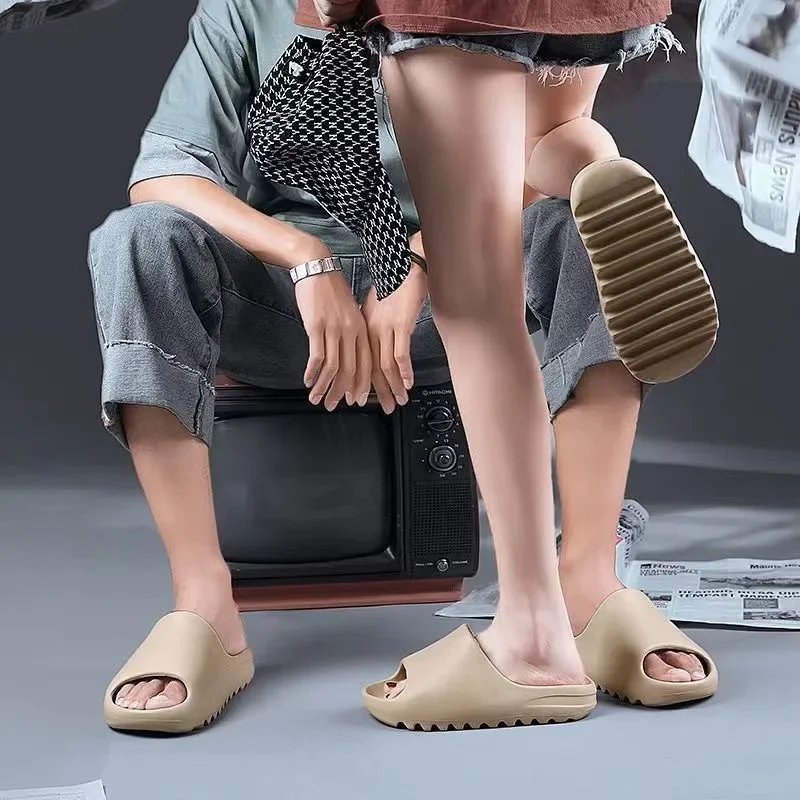 Brand High Quality Super Soft EVA Sole Summer Slippers for Men Bathroom Slippers Home Slides Couple Beach Male Slipper Brand High Quality Super Soft EVA Sole Summer Slippers for Men Bathroom Slippers Home Slides Couple Beach Male Slipper