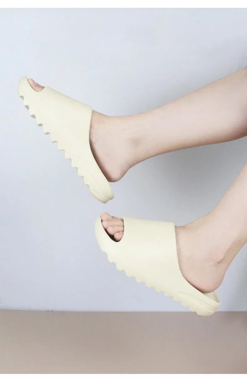 Brand High Quality Super Soft EVA Sole Summer Slippers for Men Bathroom Slippers Home Slides Couple Beach Male Slipper Brand High Quality Super Soft EVA Sole Summer Slippers for Men Bathroom Slippers Home Slides Couple Beach Male Slipper