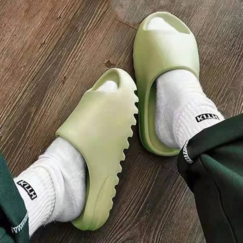 Brand High Quality Super Soft EVA Sole Summer Slippers for Men Bathroom Slippers Home Slides Couple Beach Male Slipper Brand High Quality Super Soft EVA Sole Summer Slippers for Men Bathroom Slippers Home Slides Couple Beach Male Slipper