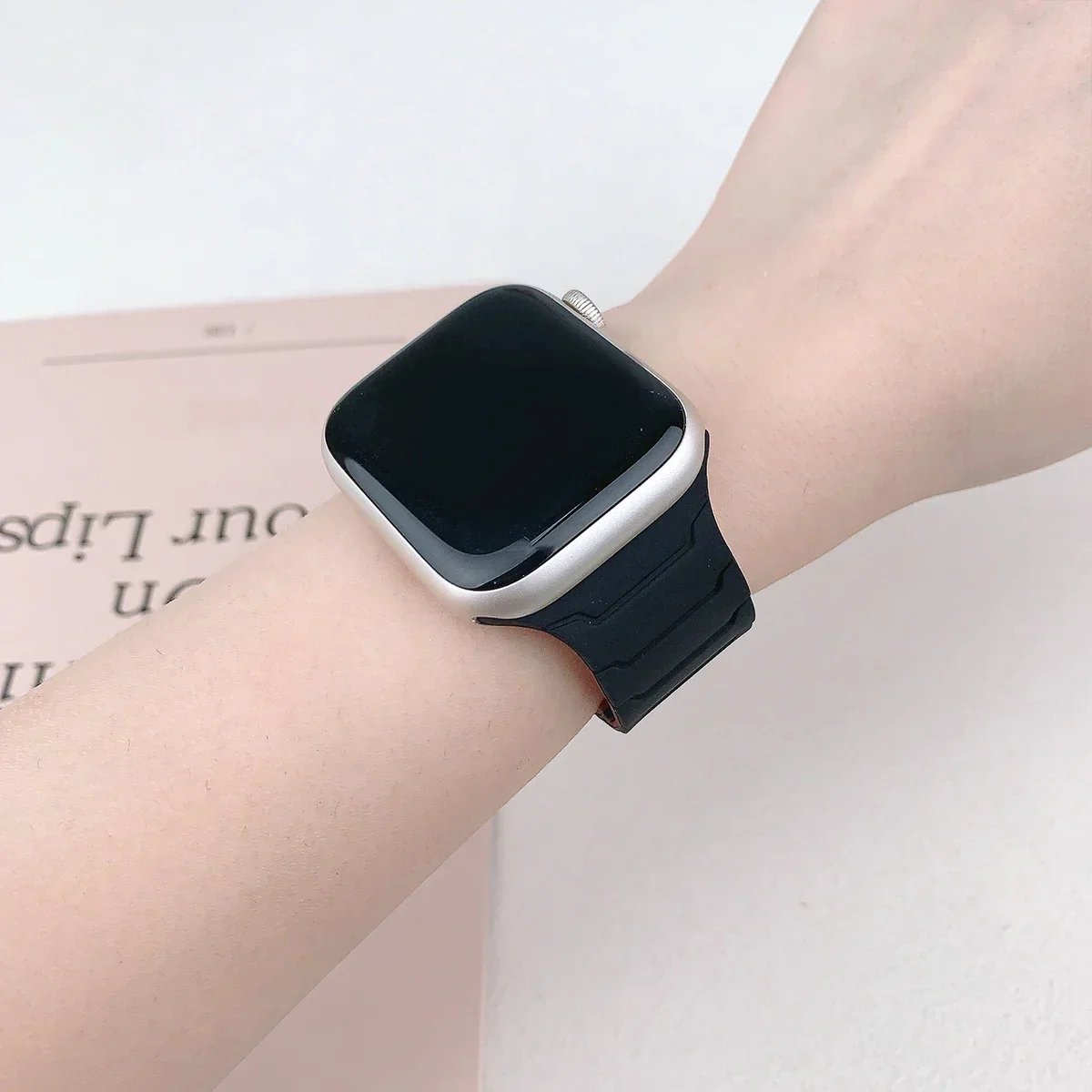 Magnetic Band for Apple Watch Band Ultra 2 49mm 46mm 44mm 41mm 45mm 42mm Silicone Bracelet iwatch Series 10 9 8 7 6 5 4 SE Strap
