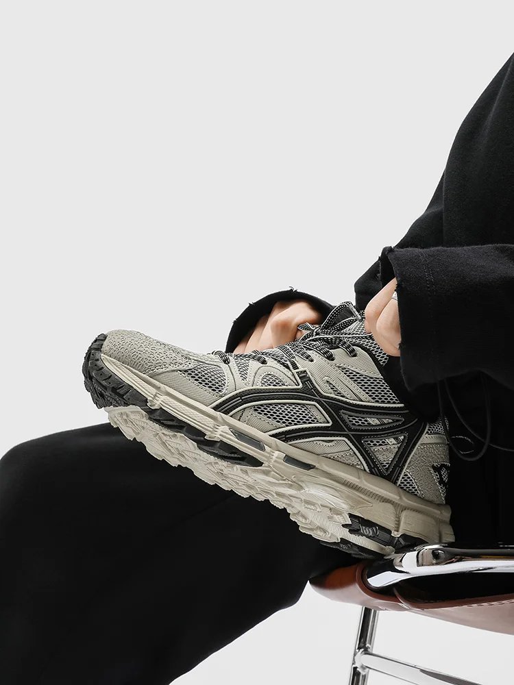 High Quality New Sneakers Men Women Fashion Casual Shoes with Neutral Anti Slip Anti Odor Performance Hot Selling Retro Run Shoe High Quality New Sneakers Men Women Fashion Casual Shoes with Neutral Anti Slip Anti Odor Performance Hot Selling Retro Run Shoe