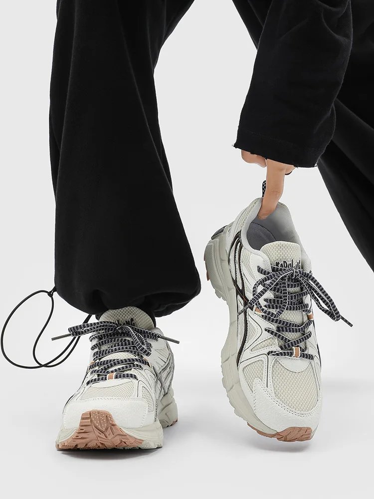 High Quality New Sneakers Men Women Fashion Casual Shoes with Neutral Anti Slip Anti Odor Performance Hot Selling Retro Run Shoe High Quality New Sneakers Men Women Fashion Casual Shoes with Neutral Anti Slip Anti Odor Performance Hot Selling Retro Run Shoe