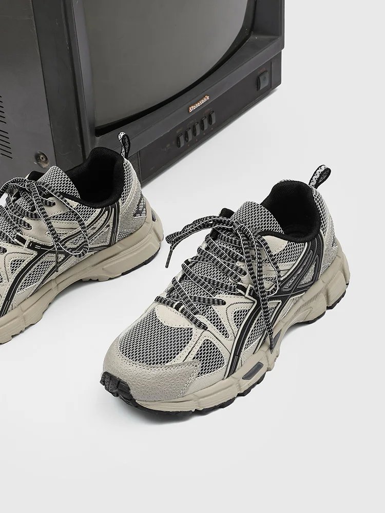 High Quality New Sneakers Men Women Fashion Casual Shoes with Neutral Anti Slip Anti Odor Performance Hot Selling Retro Run Shoe High Quality New Sneakers Men Women Fashion Casual Shoes with Neutral Anti Slip Anti Odor Performance Hot Selling Retro Run Shoe