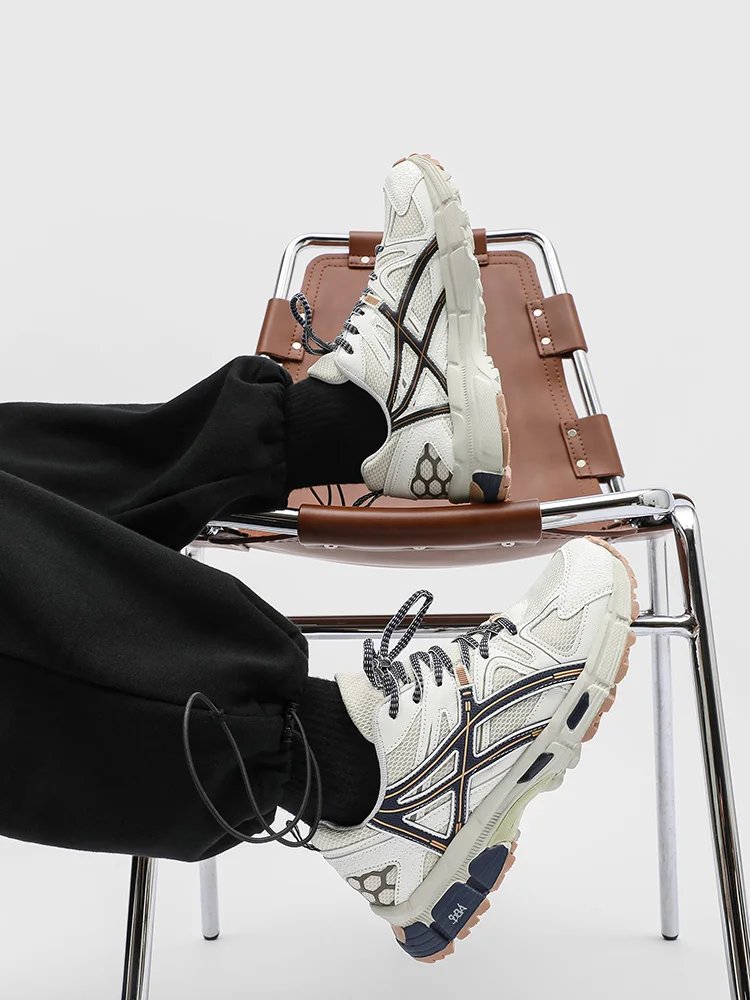 High Quality New Sneakers Men Women Fashion Casual Shoes with Neutral Anti Slip Anti Odor Performance Hot Selling Retro Run Shoe High Quality New Sneakers Men Women Fashion Casual Shoes with Neutral Anti Slip Anti Odor Performance Hot Selling Retro Run Shoe