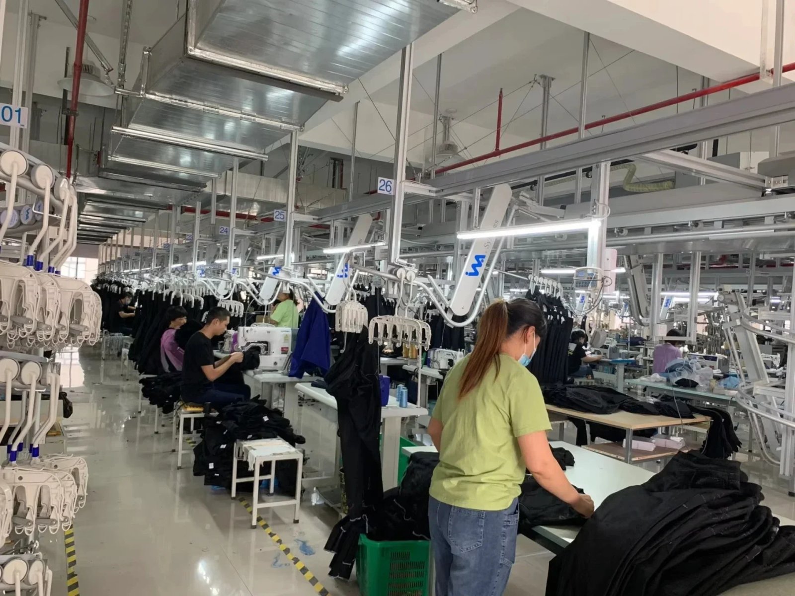 Men's Short Sleeved Polo Shirt Casual 3D Printed Golf Shirt, Orange Green Striped Clover Pattern, Sporty Style Men's Short Sleeved Polo Shirt Casual 3D Printed Golf Shirt, Orange Green Striped Clover Pattern, Sporty Style