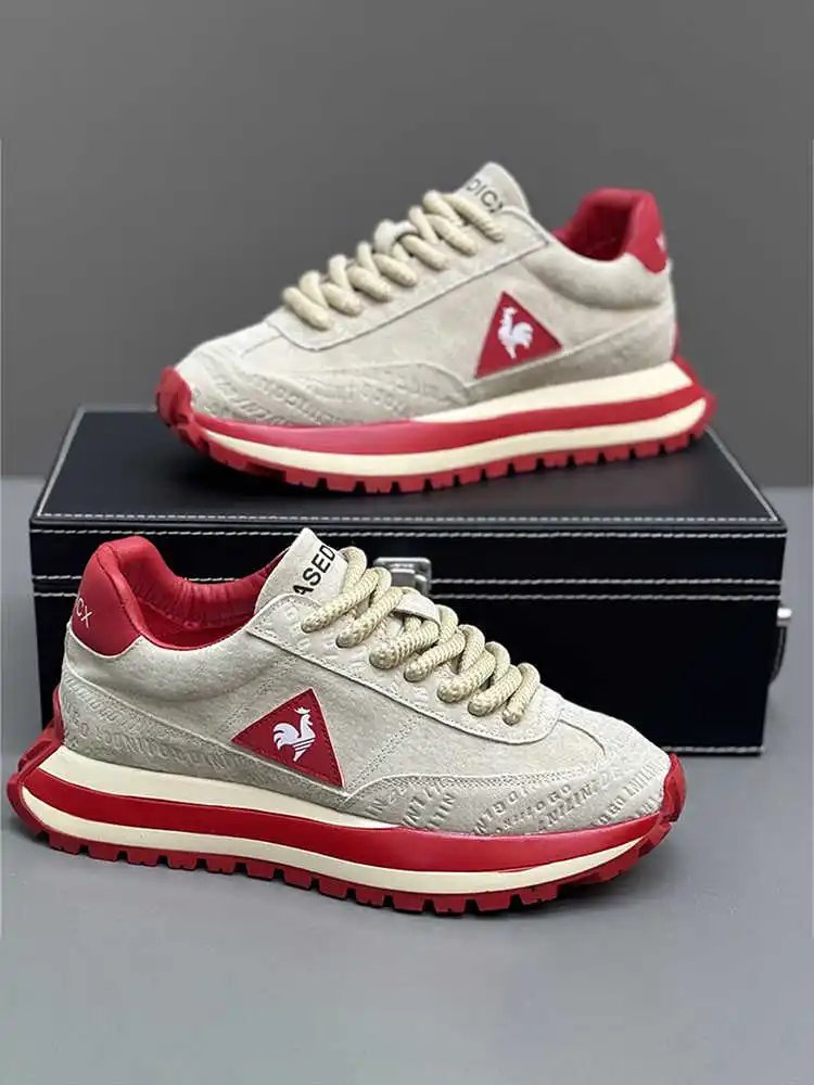 Men's running shoes are light and breathable casual shoes, simple daily men's outdoor leisure sports, new fashion