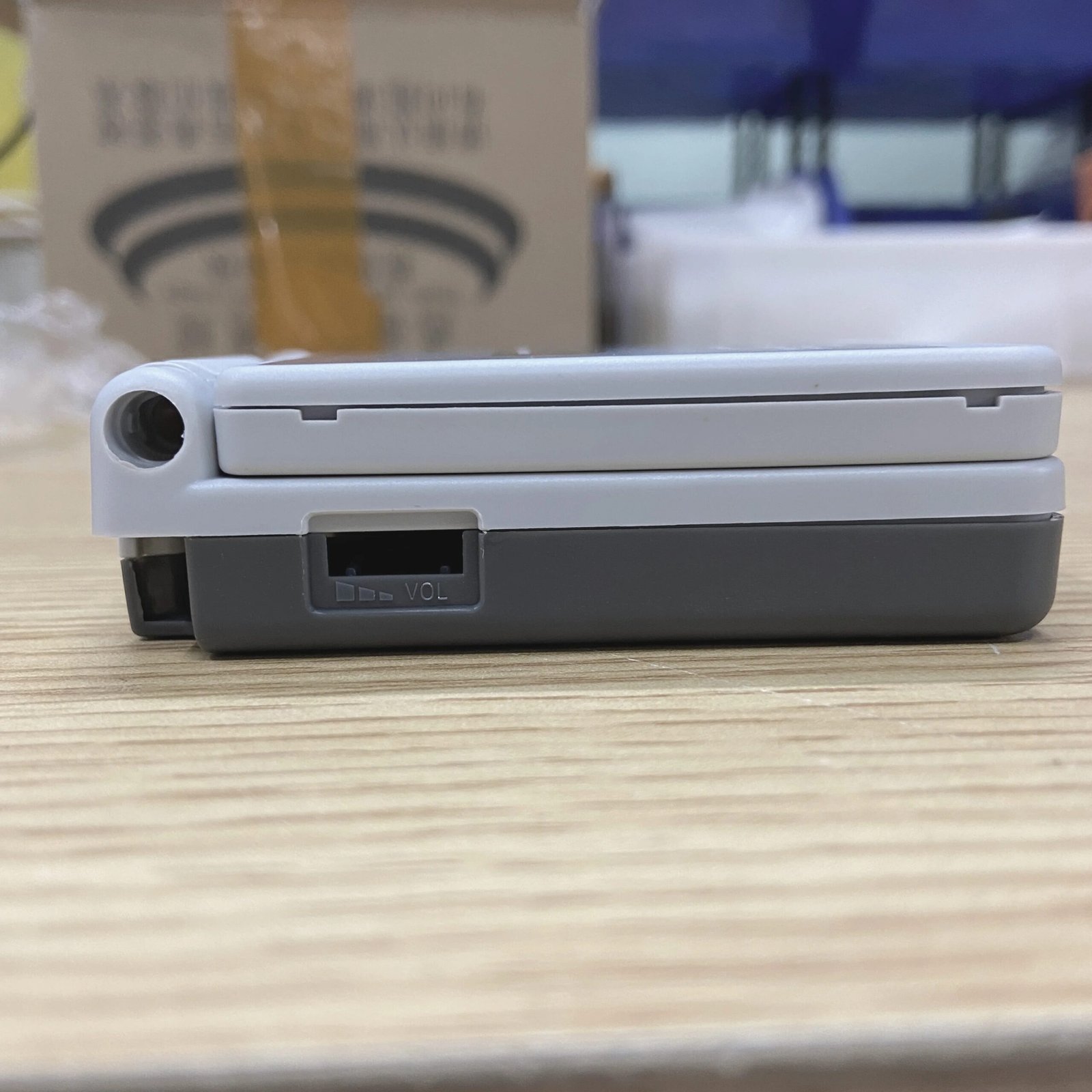 Retro-style Replacement Shell for GBA SP Drop-proof & Scratch-resistant Housing Include Screw Button for Game Console Accessorie