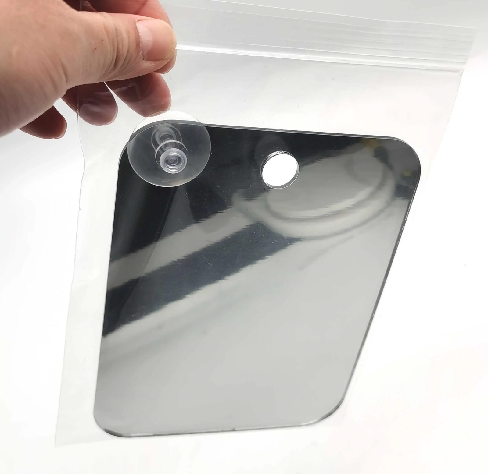 Unbreakable Acrylic Fog Free Mirror Wall Suction Portable Travel Shaving Makeup Bathroom Accessory for Women