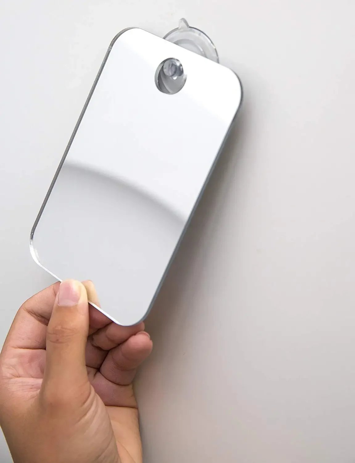 Unbreakable Acrylic Fog Free Mirror Wall Suction Portable Travel Shaving Makeup Bathroom Accessory for Women